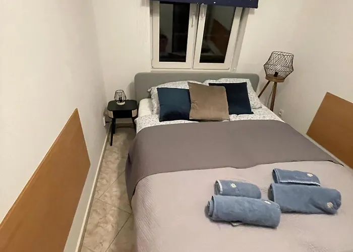 شقة Latarnia Morska *